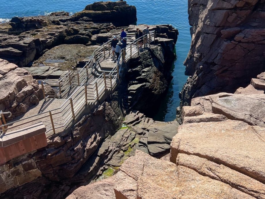 thunder hole-min